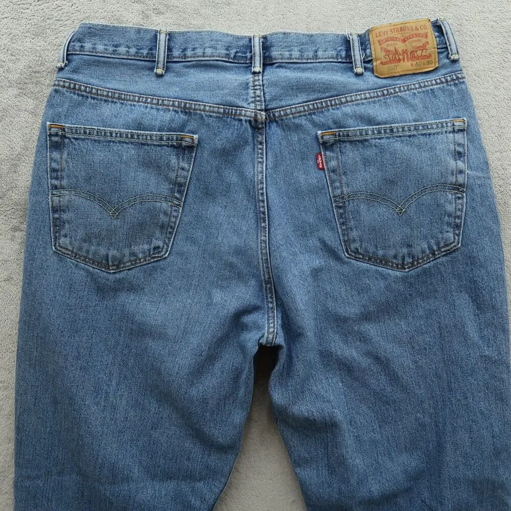 Levi's 550 Jeans Mens Size 40x30 (38x30 Actual) Blue Relaxed Tapered Denim